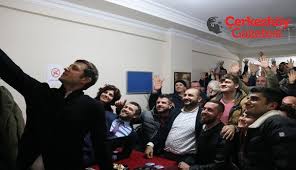 BELEDİYE BAŞKANIMIZ VAHAP AKAY İŞİTME ENGELLİ KARDEŞLERİMİZİ AĞIRLADI